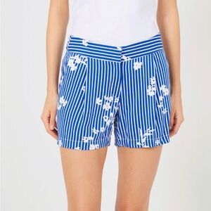 NWT NAUTICA PLEATED SHORTS, size 14